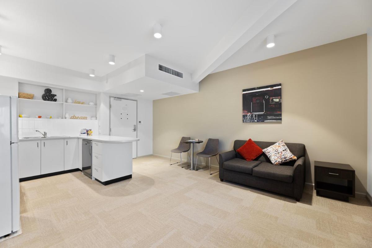 Lithgow Workies Club Motel - Housity