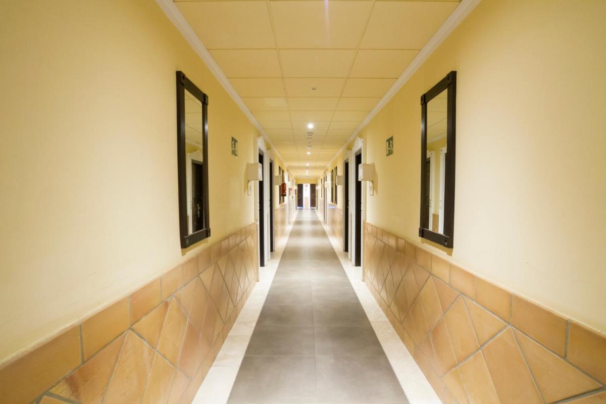 Imagen de la galería de Ibersol Almuñecar Beach & Spa Hotel, en Almuñécar