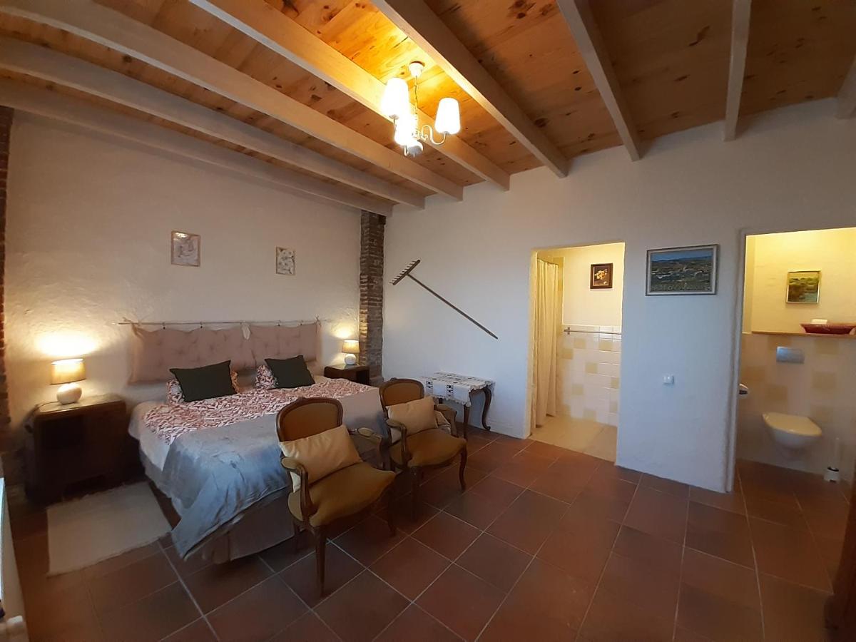 BnB Ferme Beauregard Les Pyrénées - Housity
