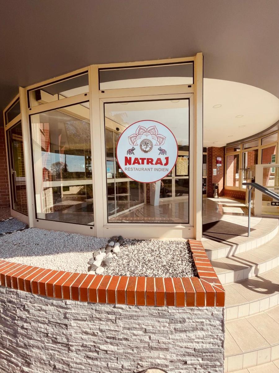 Hotel Le Saint Aubin - Housity