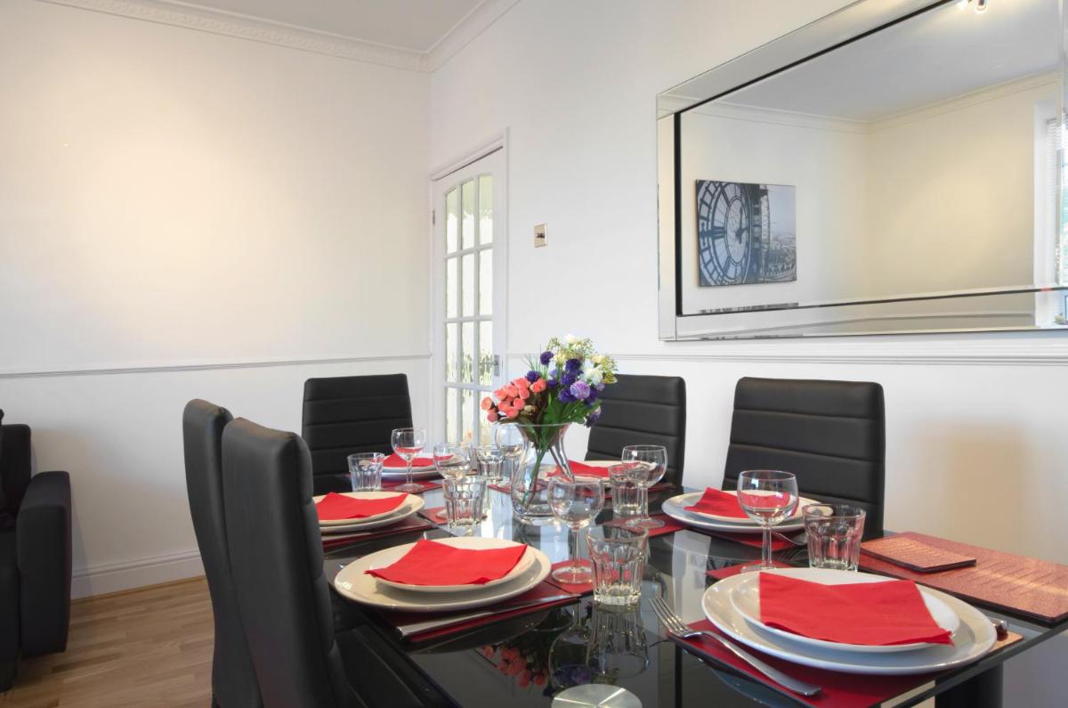 Central London 2 Bedroom Apartment - Housity