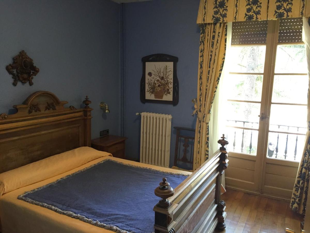 Hotel Xabier - Housity