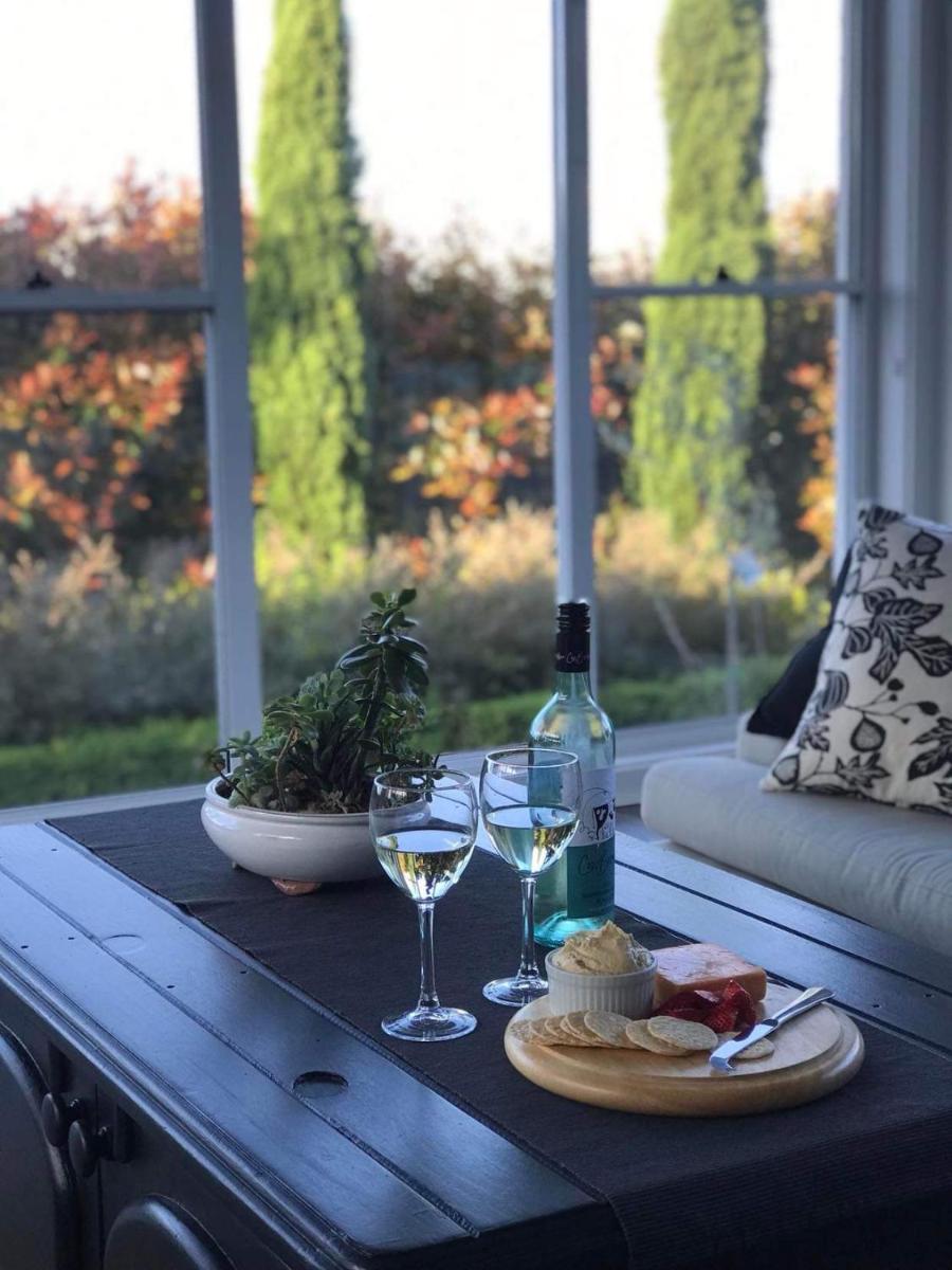 Abode with a View - Housity