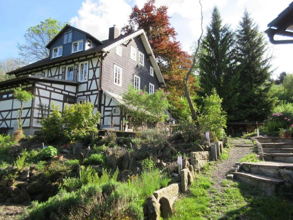 Doppelzimmer / Landhaus Ederlust Heilungsräume e.V. - Housity
