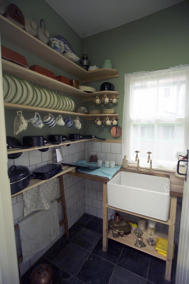 Suitetrails - Dylan Thomas House