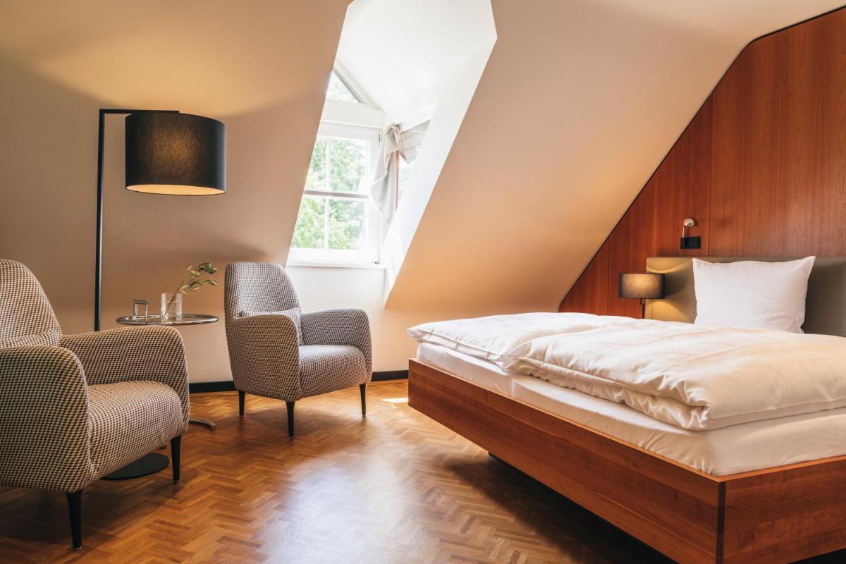 Consulat des Weins - Housity