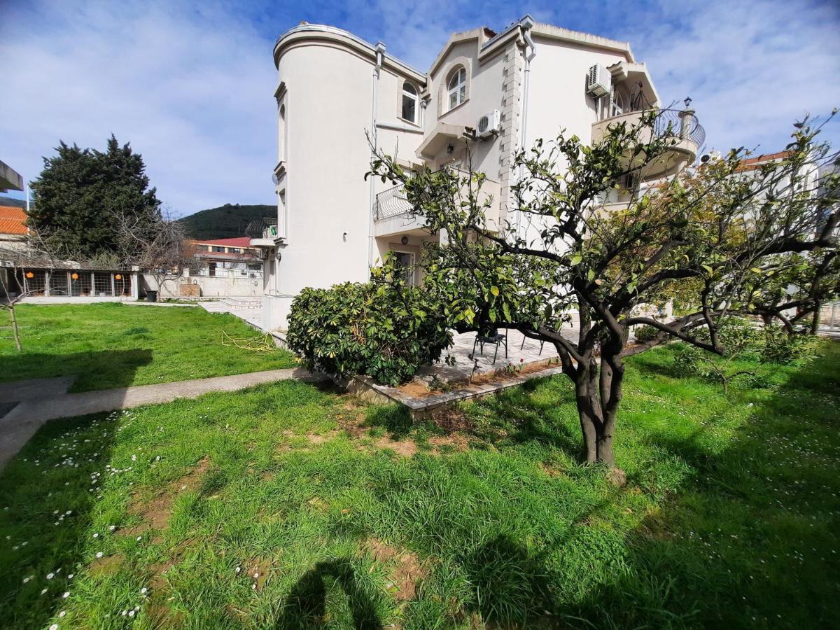 Villa Zorica Budva - Housity
