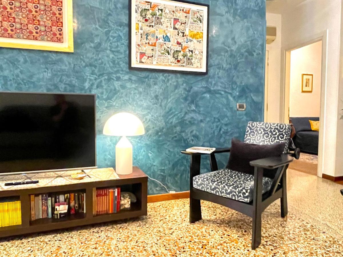 Biennale Venice Charme Apartment - Housity