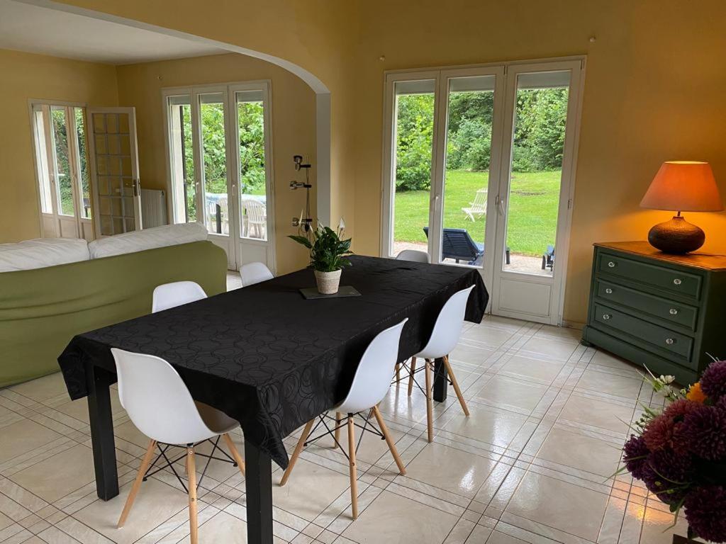 Villa - Coulommiers - Parcs des félins - Provins - Housity