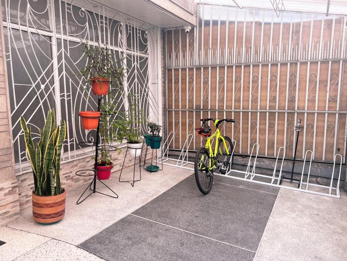 Vanity Home - Housity