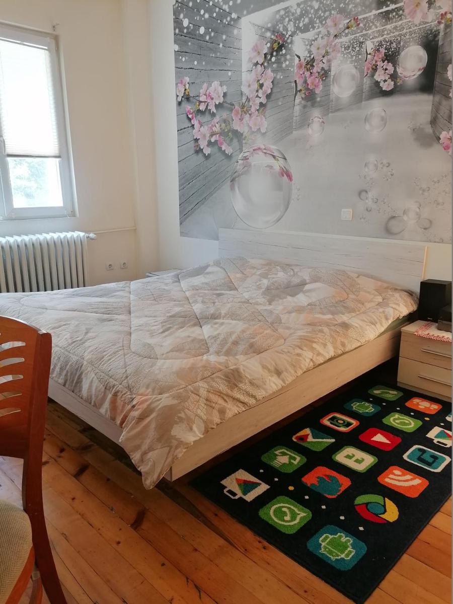 50 sq m APARTMENT on 500 meters from the Presidency - Housity