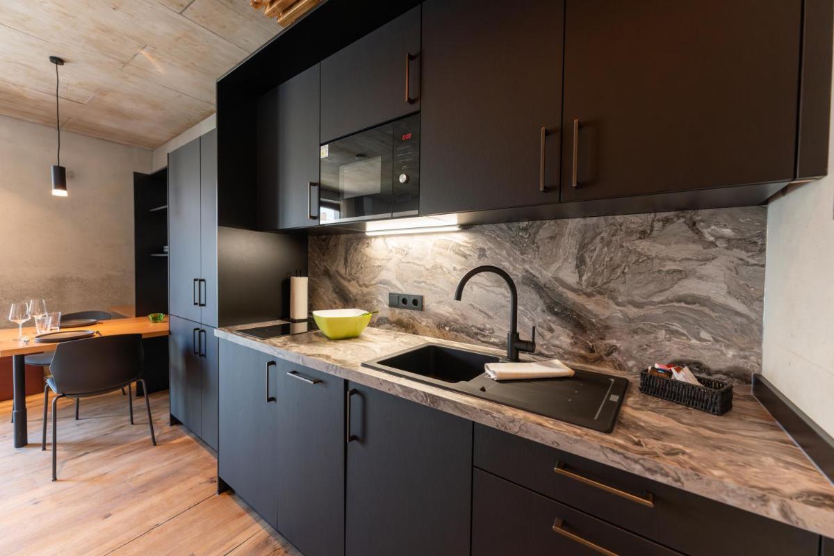 Living Rain - Housity