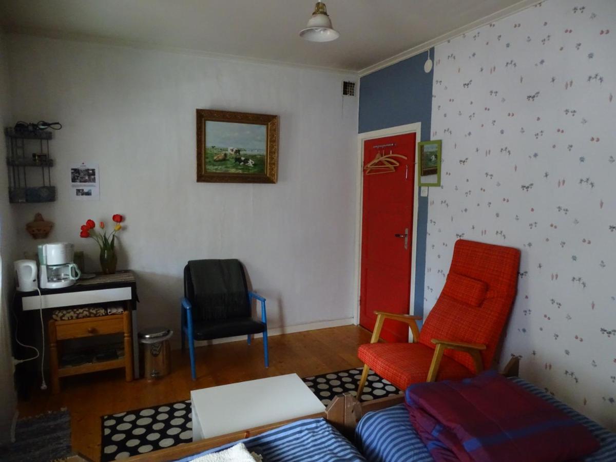 Guesthouse Simolle - Housity