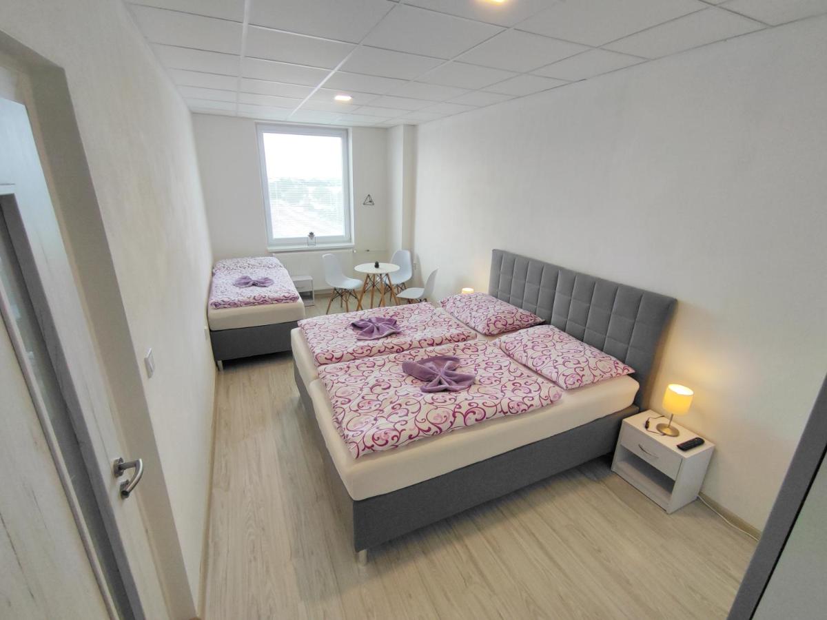 Hotel Slobi - Housity