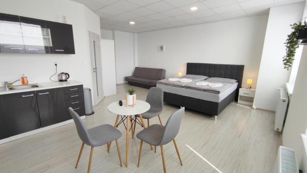 Hotel Slobi - Housity