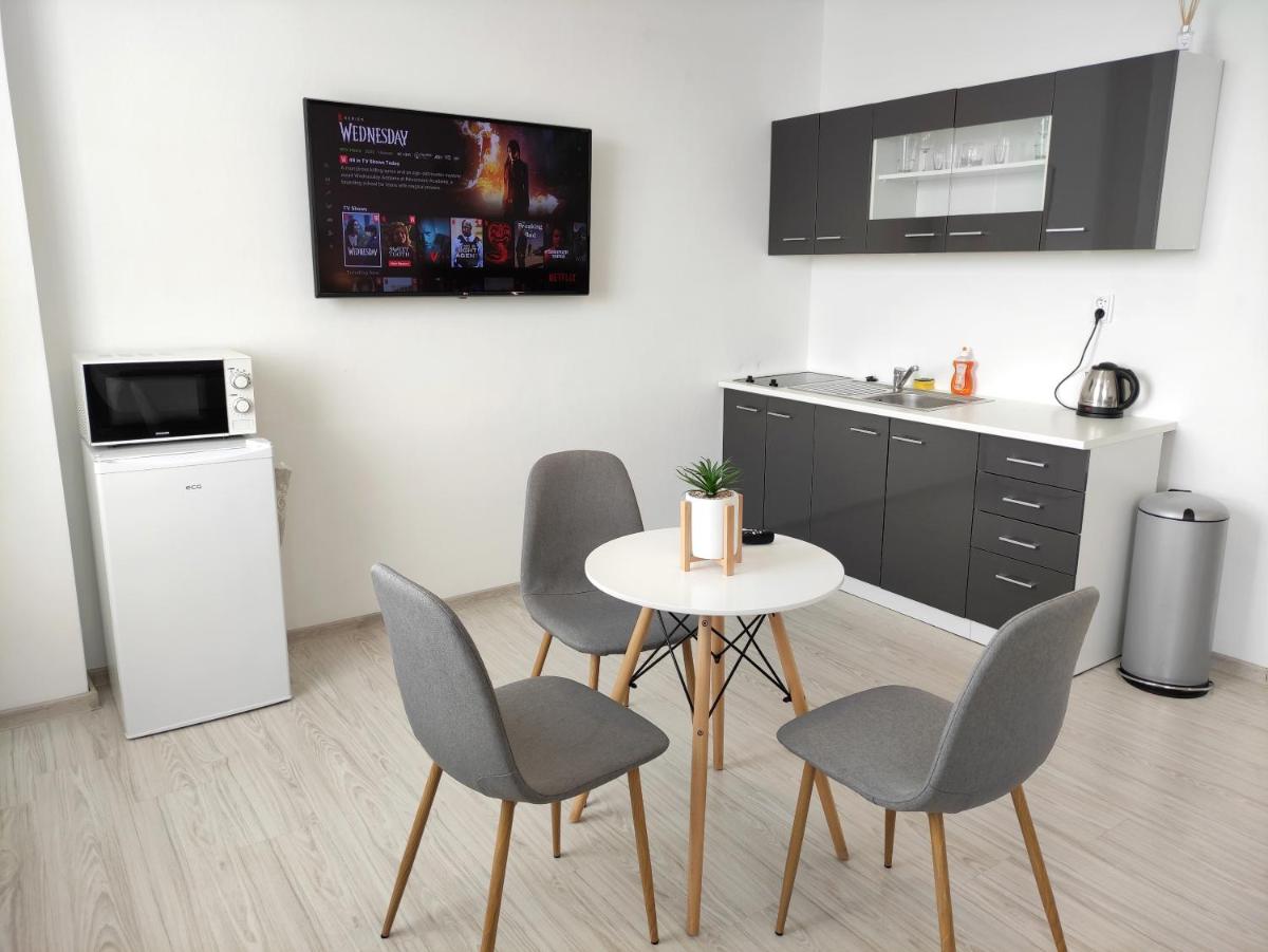 Hotel Slobi - Housity