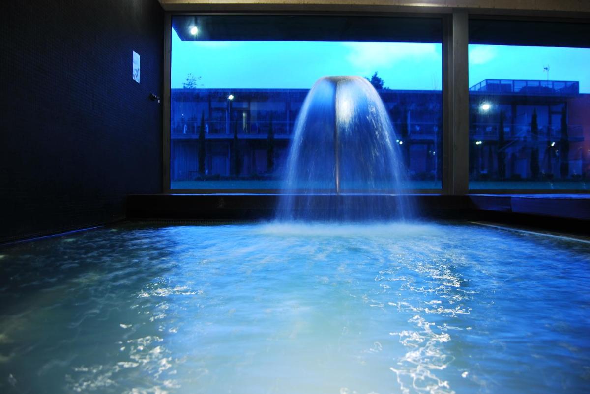 A piscina em ou perto de Hotel Quinta da Cruz & SPA