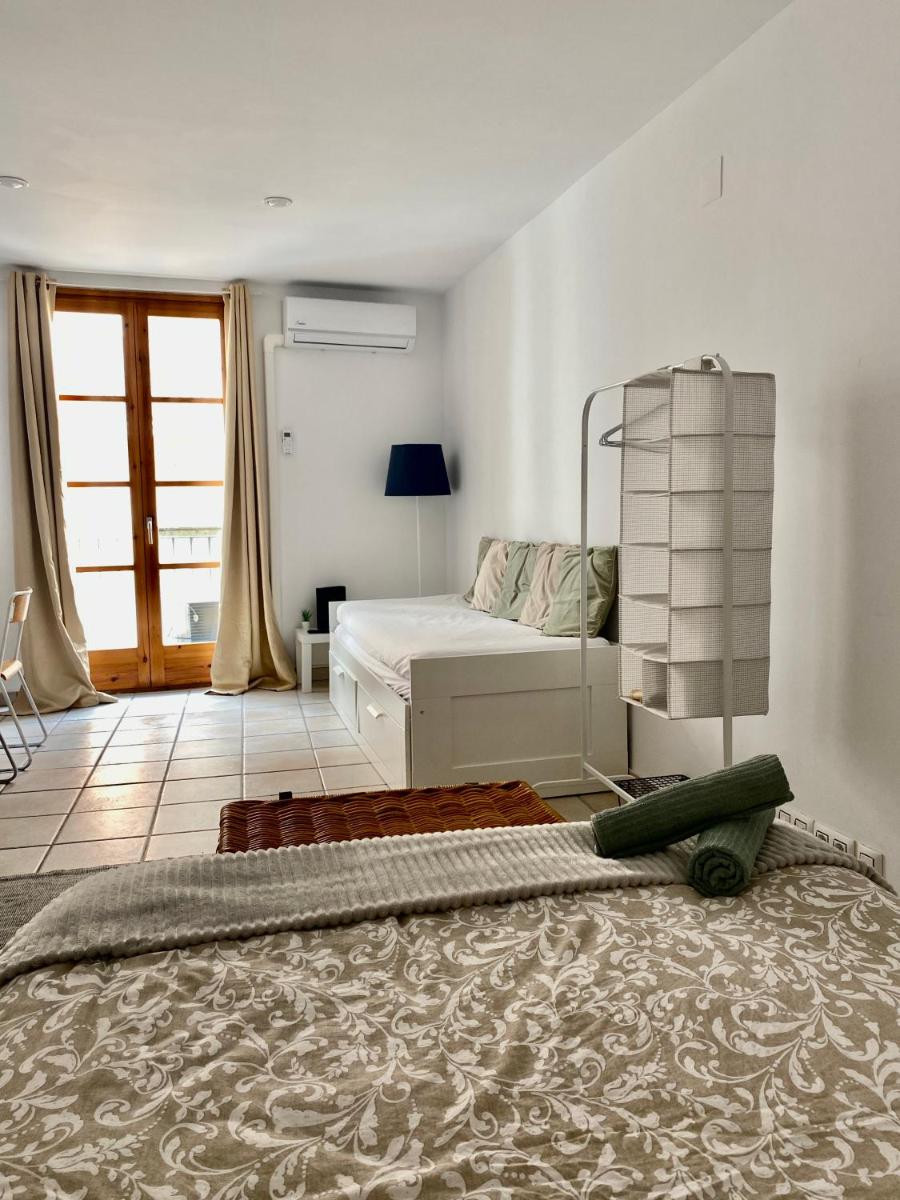 Acogedor apartamento con vistas a plaza Fórum. - Housity