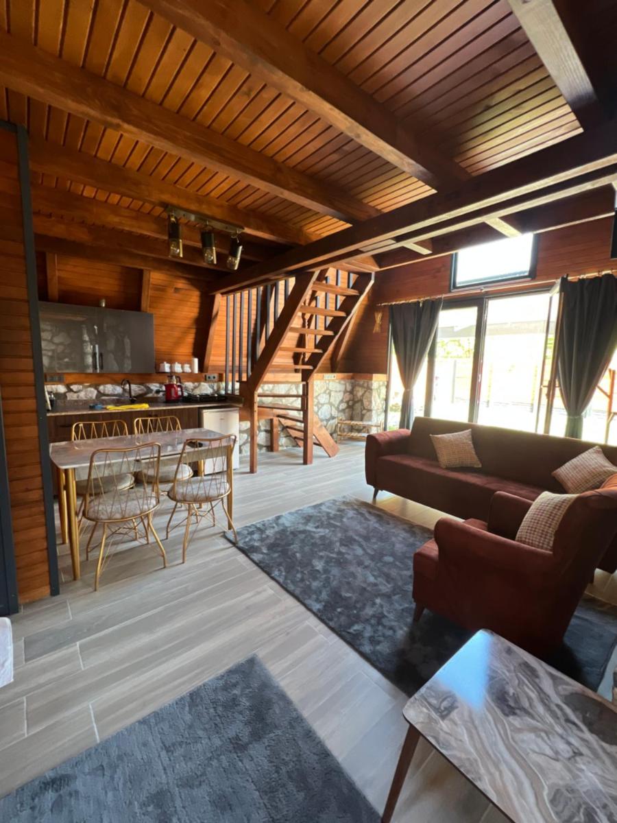 Cetgardenbungalow - Housity