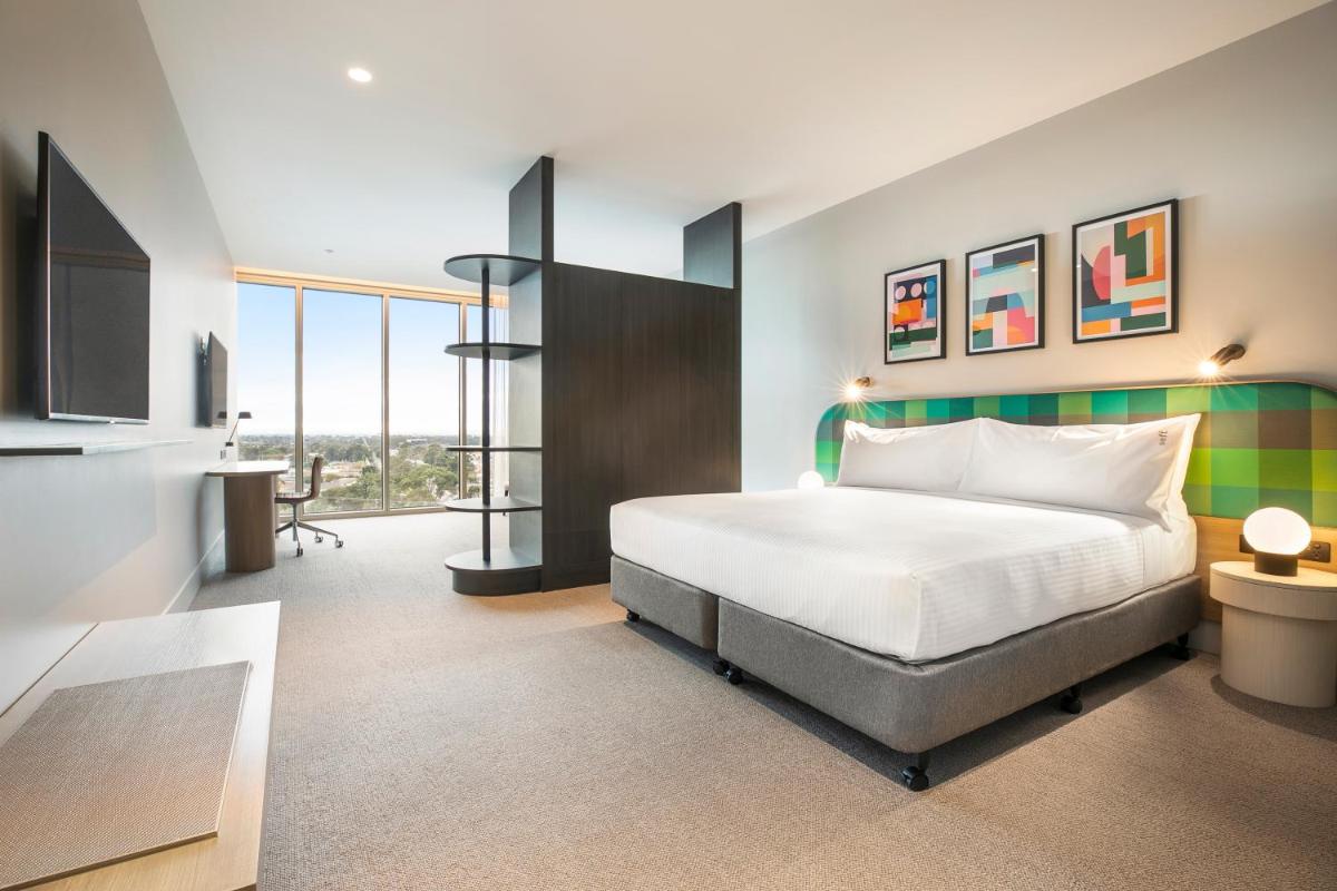 Holiday Inn Werribee, an IHG Hotel - Housity