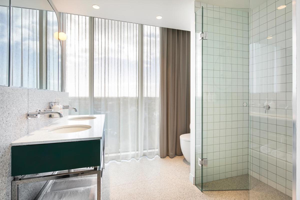 Holiday Inn Werribee, an IHG Hotel - Housity
