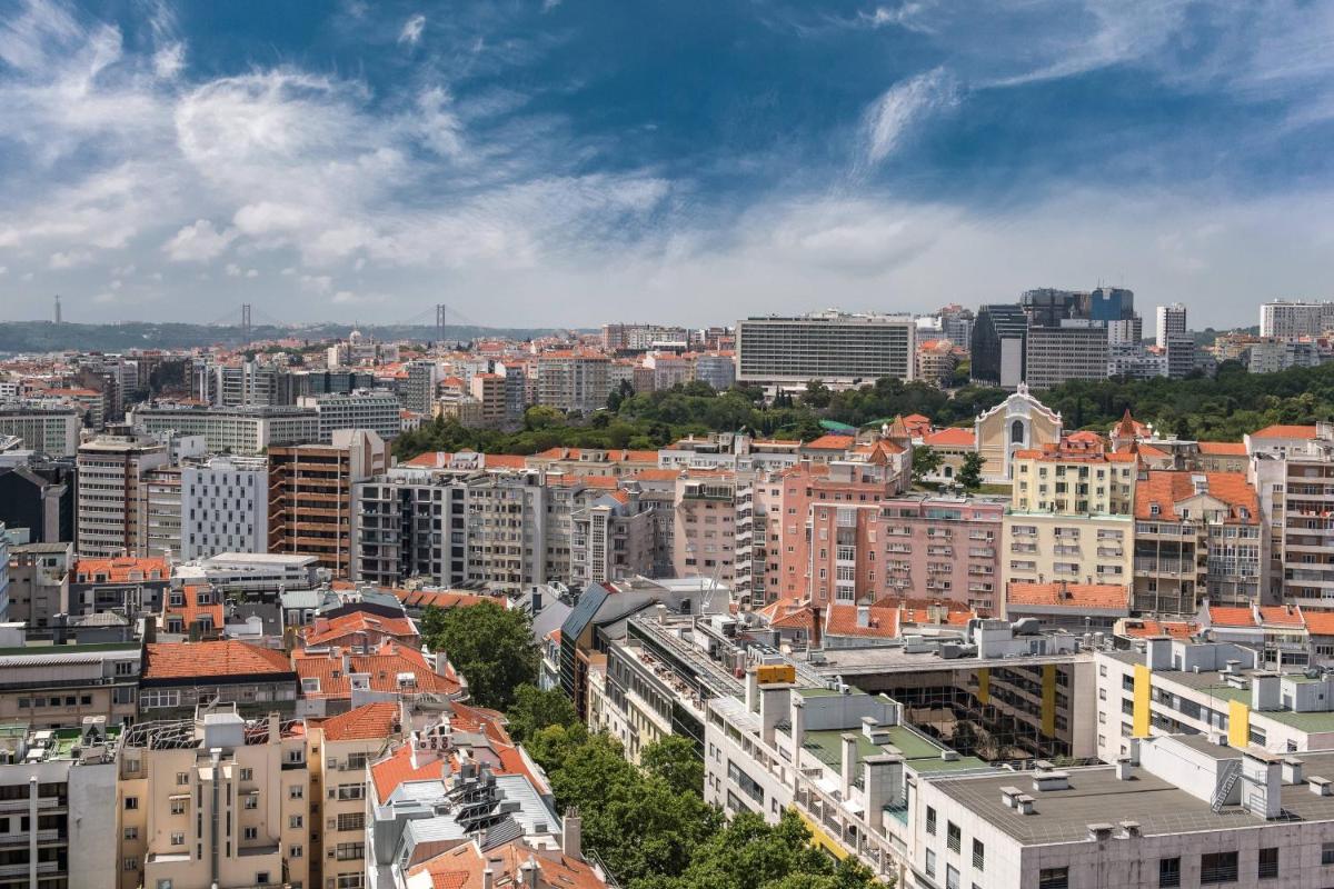 Uma vista geral de Lisboa ou a vista da cidade a partir do hotel