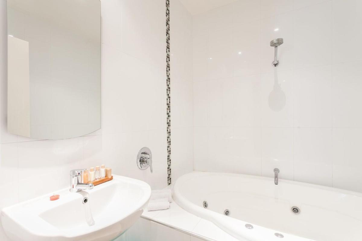 Anglesea River Apartment 23 - Housity