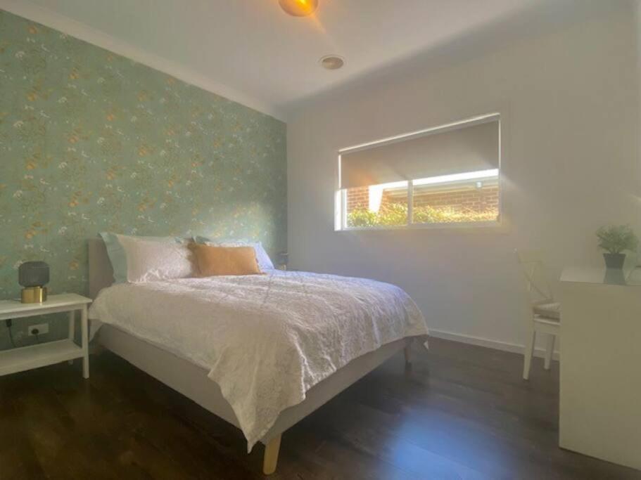 Abode with a View - Housity