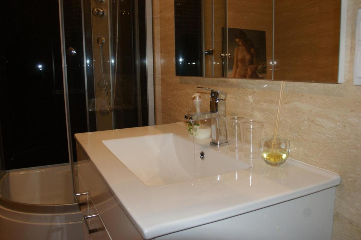 Apartament Parkowy - Housity