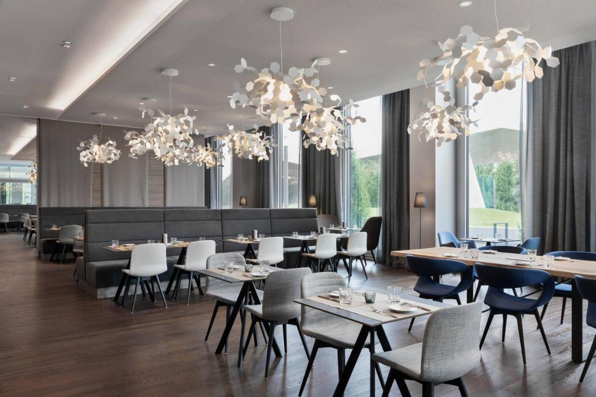 Courtyard by Marriott Munich Garching - Housity