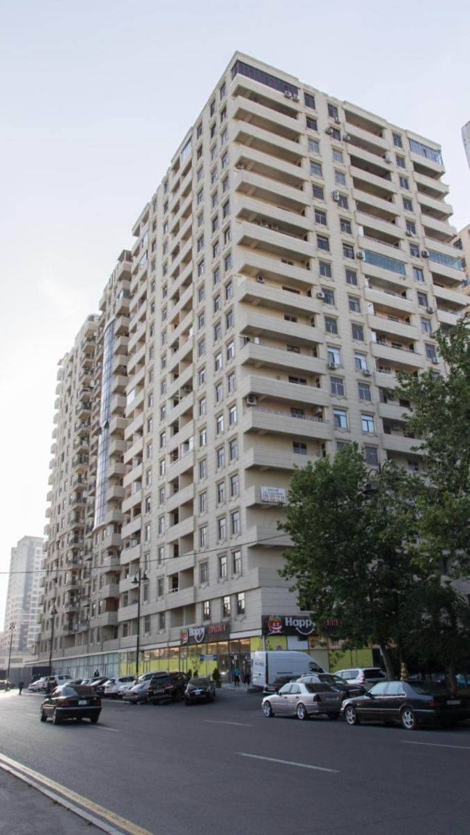 Suitetrails - Bakuvi Central Apartments