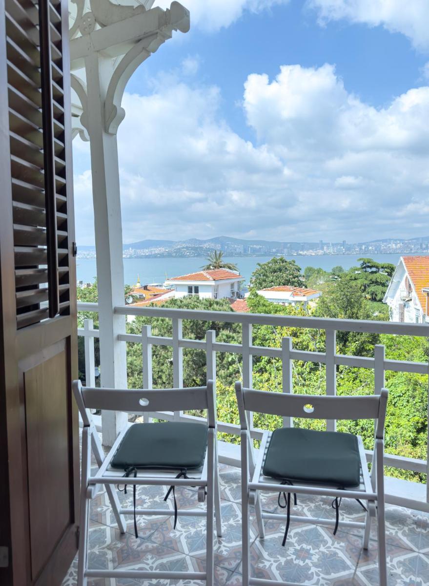 Laden Palas Prince\'s Island Historical Mansion - Housity