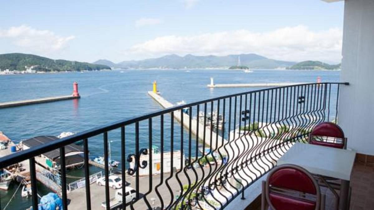 Suitetrails - Tongyeong Bay Condo Hotel