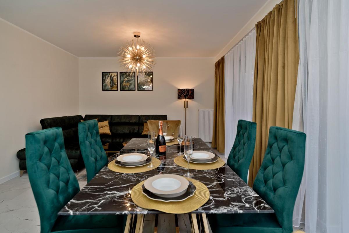 Woda i Wiatr PL Apartamenty Złota Przystań Rozewska 44 Jastrzębia Góra - Housity