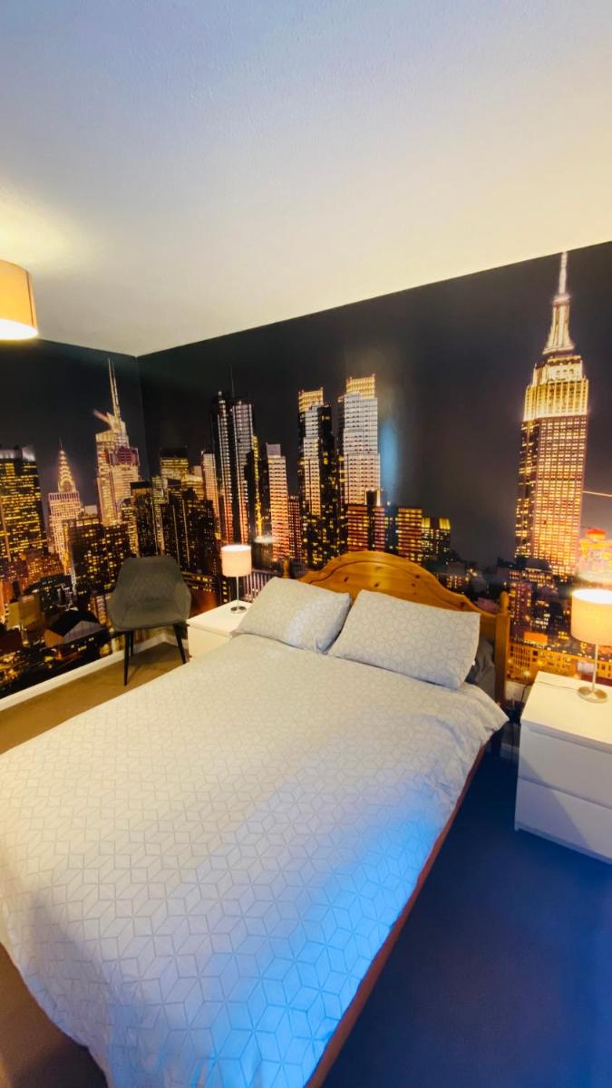 Rod's Room - Private Parking - Housity