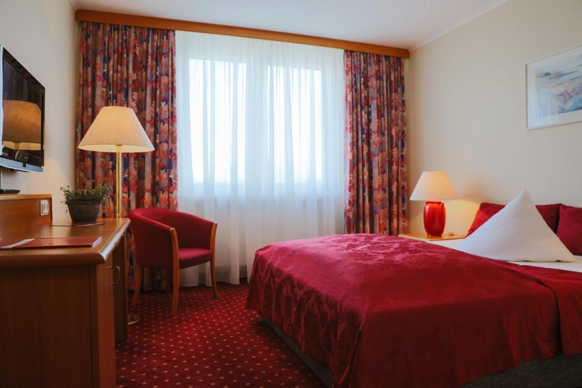 Hotel Rosenstadt & Malxestube Restaurant - Housity