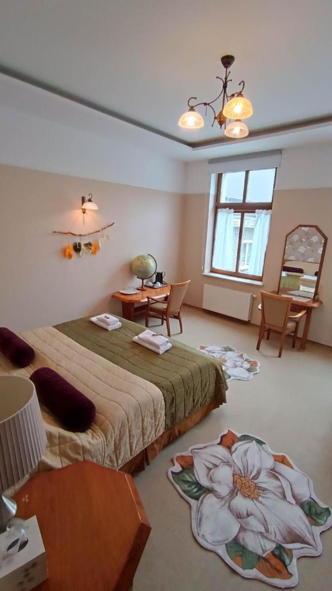 Alba Góra Św Anny Restauracja i Pokoje - Housity