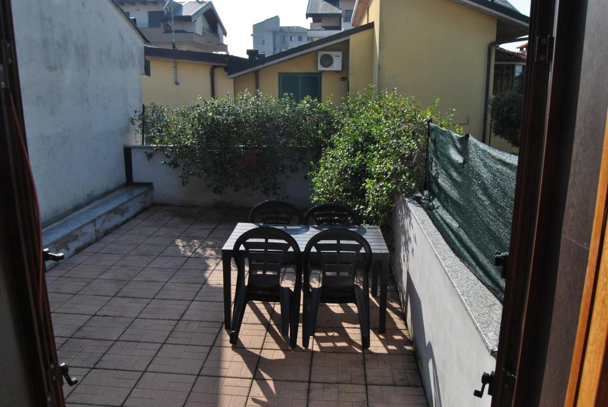 House North Milan CIR 108035-CNI-00003 - Housity