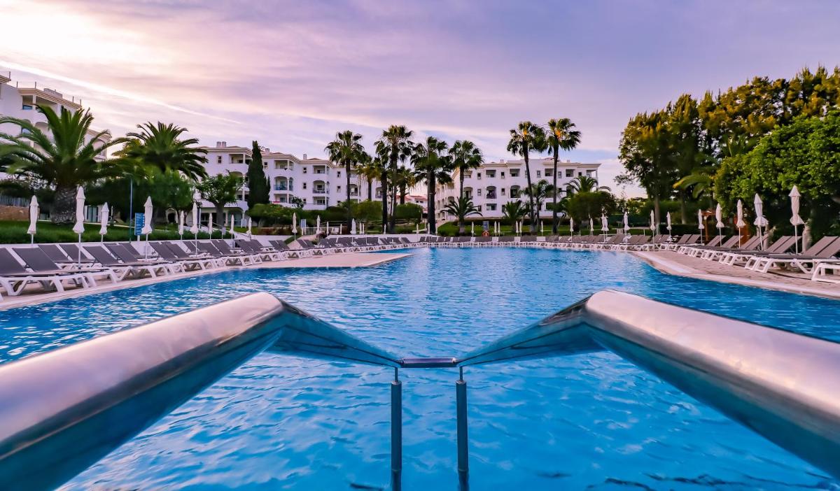 A piscina em ou perto de Vila Petra