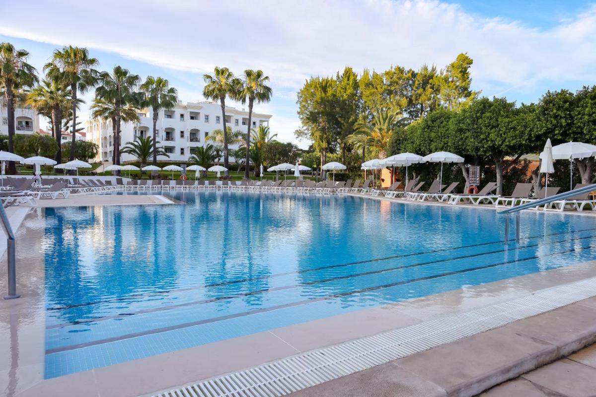 A piscina em ou perto de Vila Petra