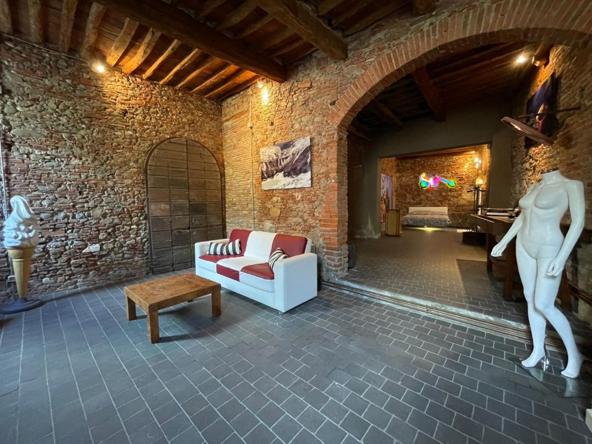 The Open Space in Historic City Center - Housity