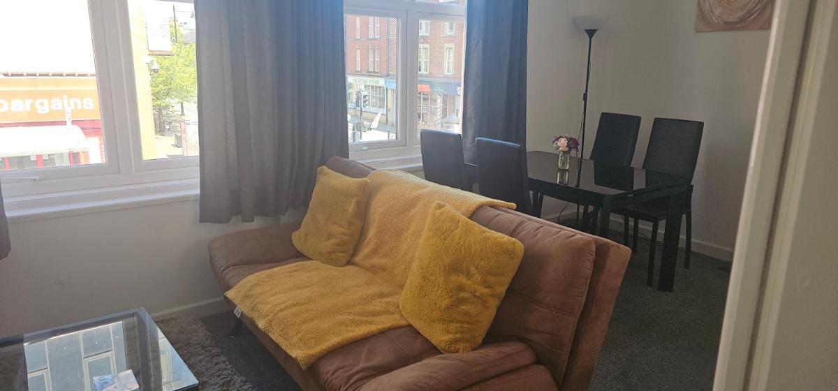 Valor Apartments - Housity