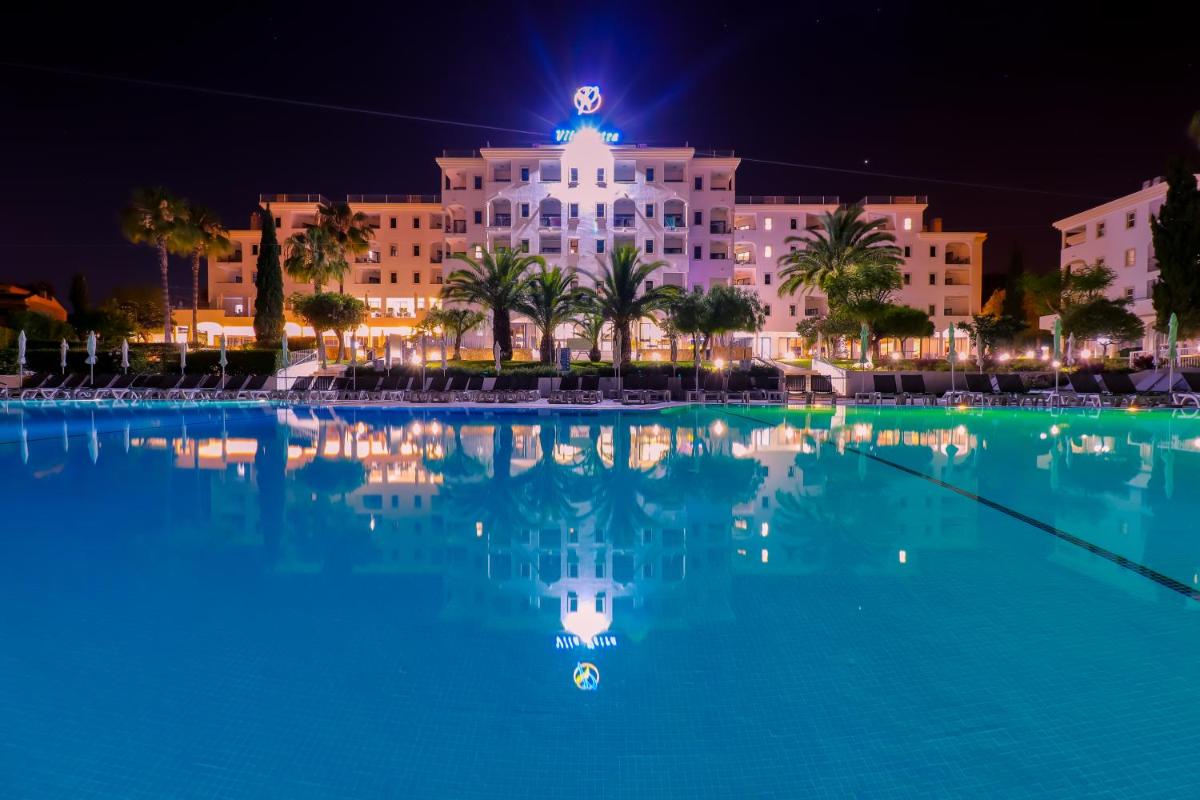 A piscina em ou perto de Vila Petra