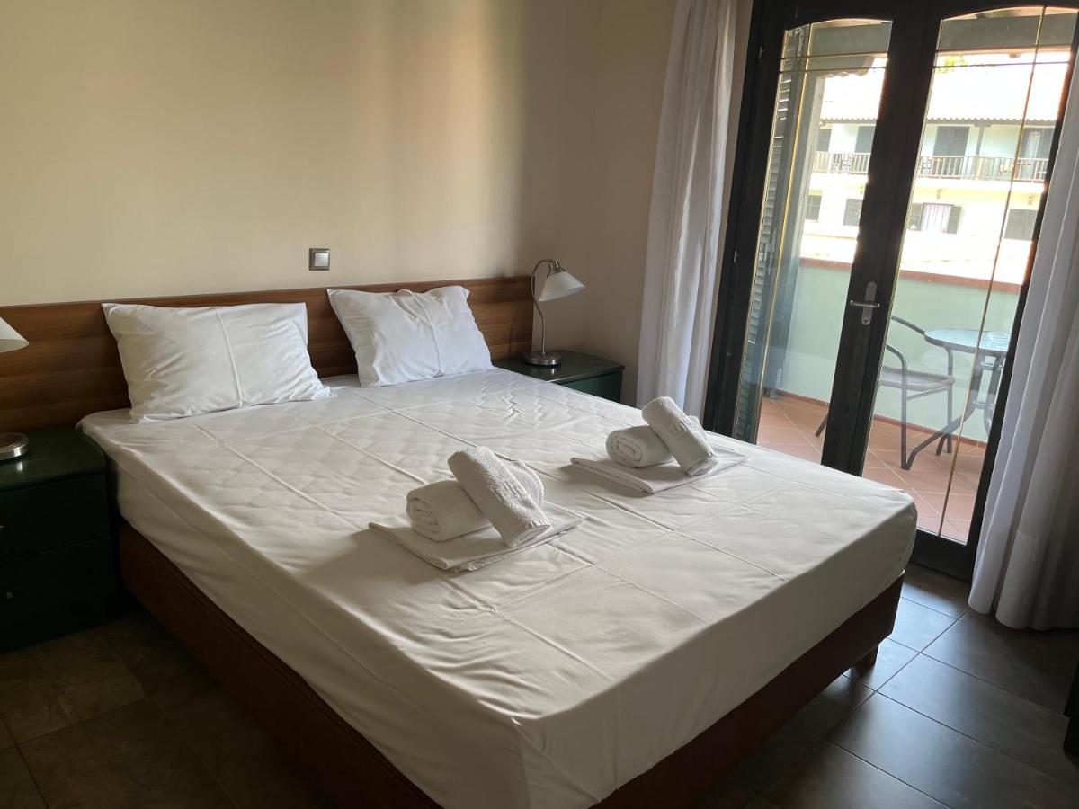 Eden Hotel - Housity