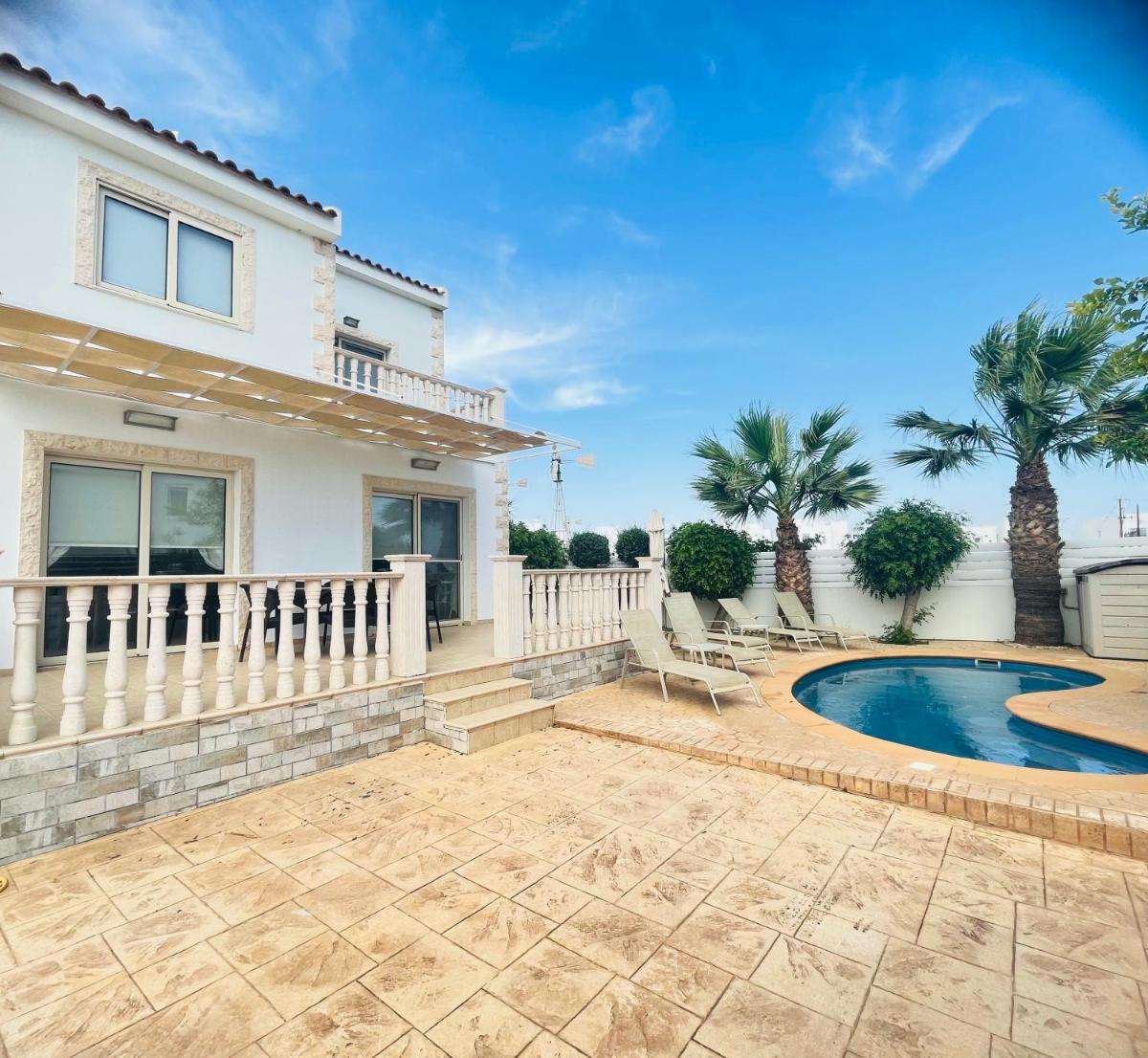 Villas Ithaca Protaras - Housity