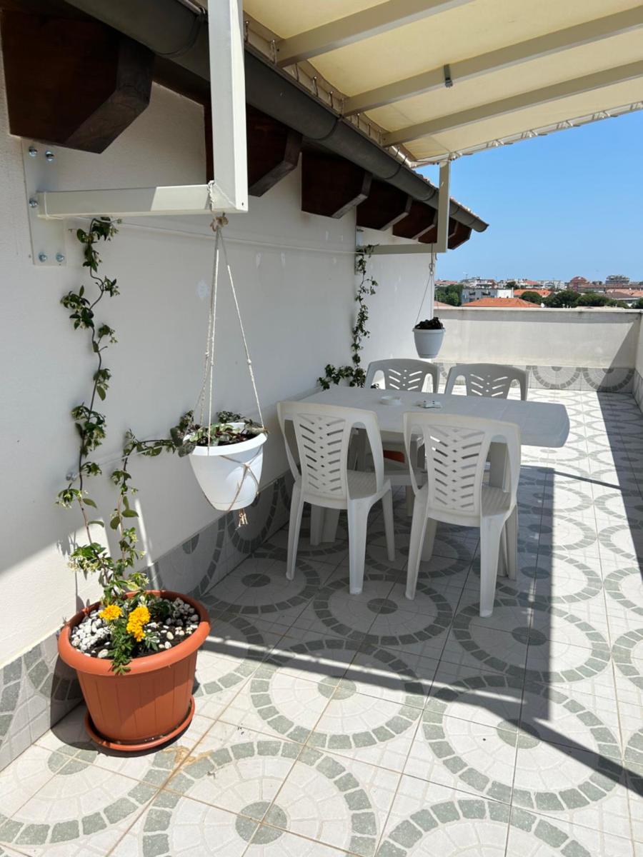 ATTICO con TERRAZZO, VIA DEL BORGO - Housity