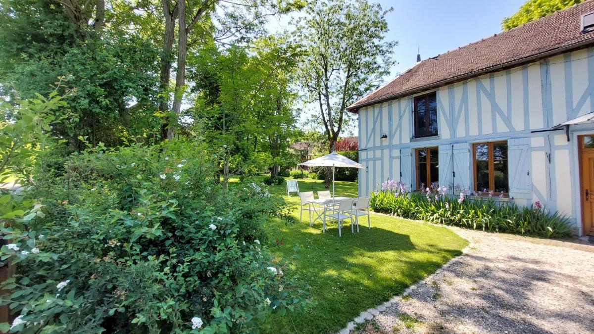 Domaine du Carouge - Housity