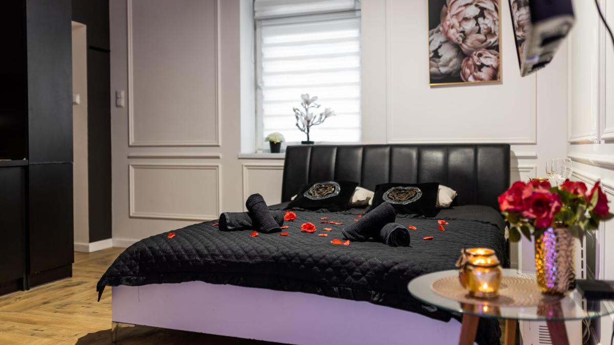 Zamoyskiego Jacuzzi Apartment - Housity