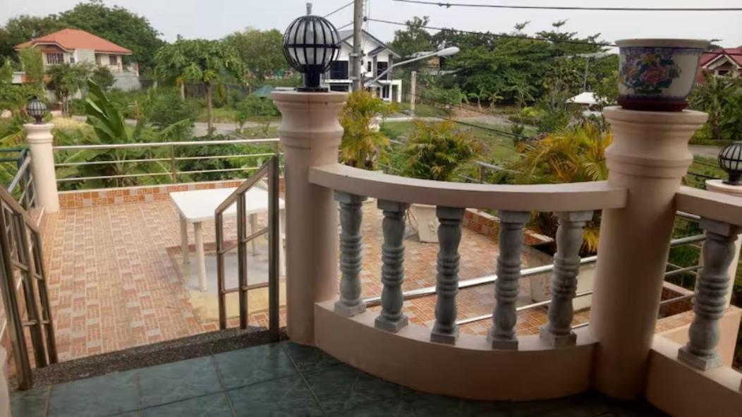 Mactan Island Gallery AC double bed room Bath Toilet Pools Beaches around the corner - Housity