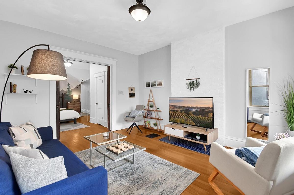 Modern European 1BR near DT-Historic St - Housity